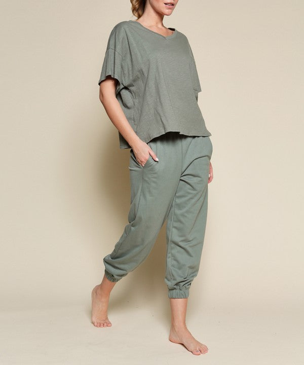 Fabina Pocket Oversize V-Neck Top