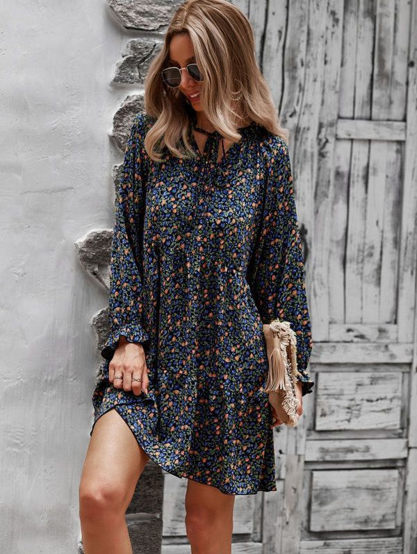 Miss Sparkling Long Sleeve Floral Printed Dress
