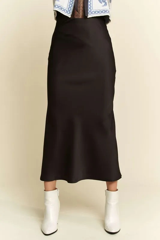 Davi & Dani High Waist Midi Skirt in Black