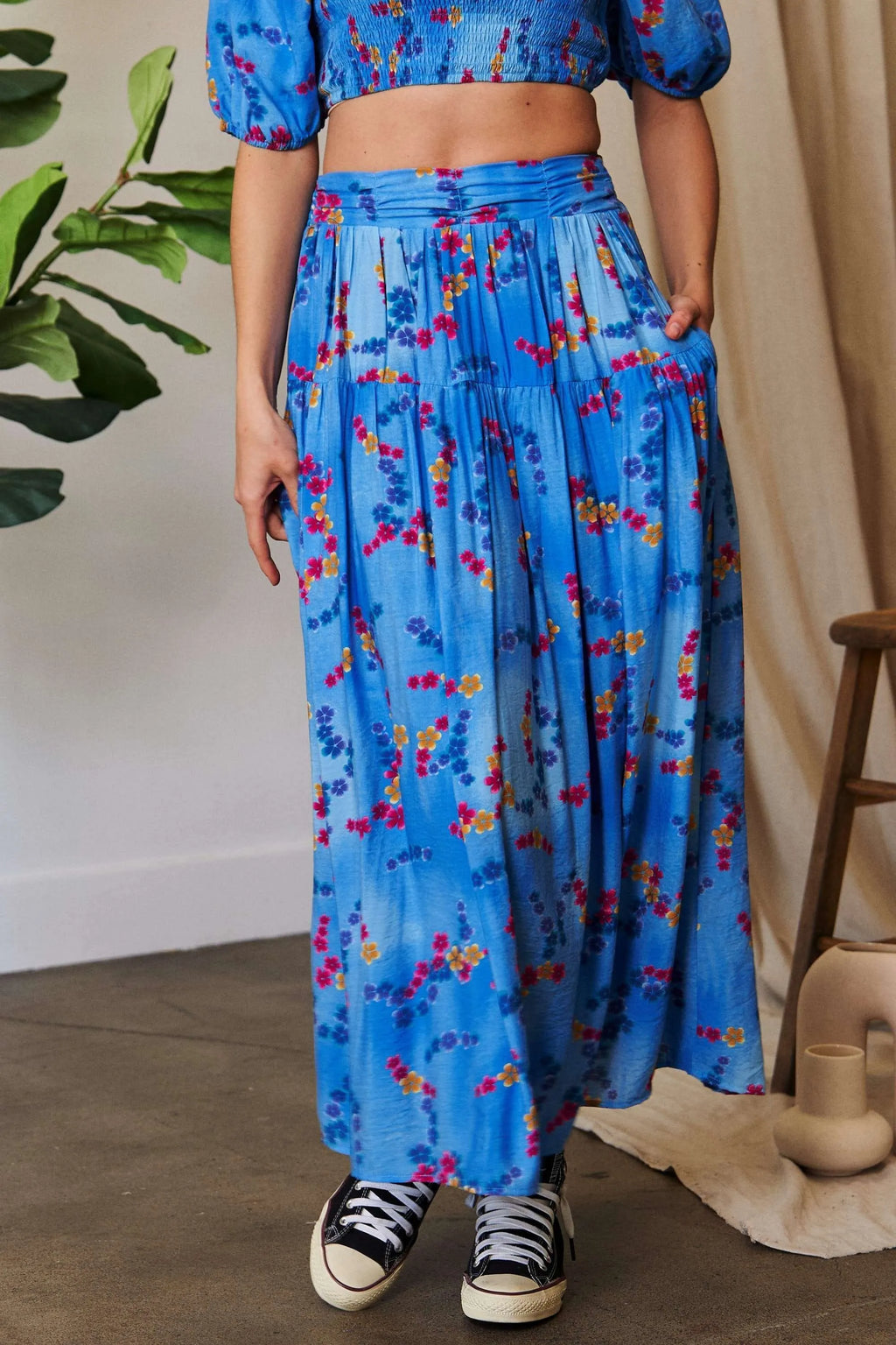 Davi & Dani Printed Smocking Waistband Ruffled Maxi Skirt