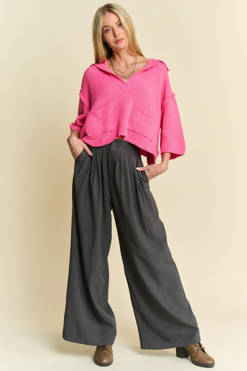 Davi & Dani Solid Back Pocket Shirring Detail Wide Leg Pants in Grey
