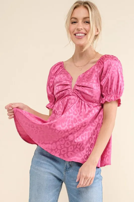 And The Why Satin Leopard V Wired Puff Sleeves Blouse in Fuschia