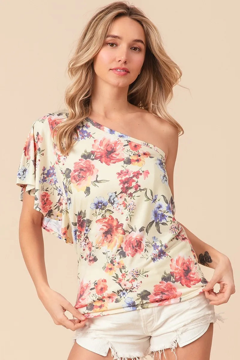 BiBi Floral Printed Jersey Knit Ruffle Sleeve Top in Banana