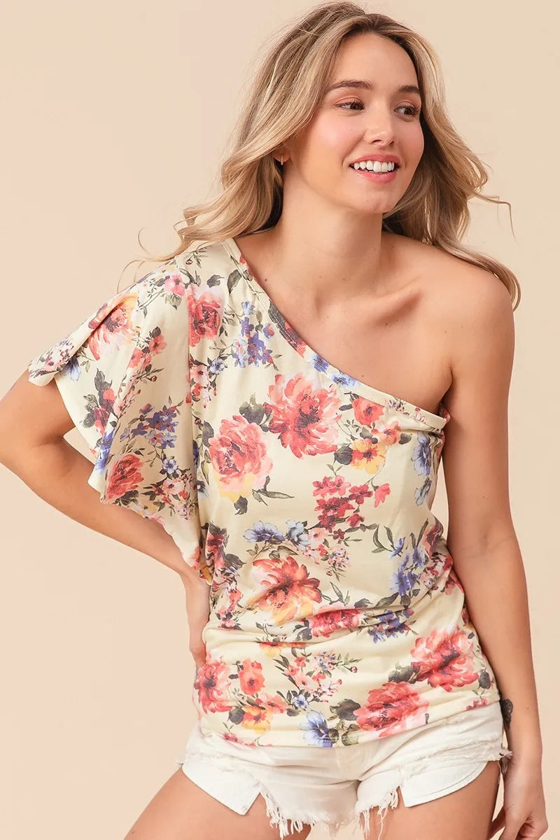 BiBi Floral Printed Jersey Knit Ruffle Sleeve Top in Banana