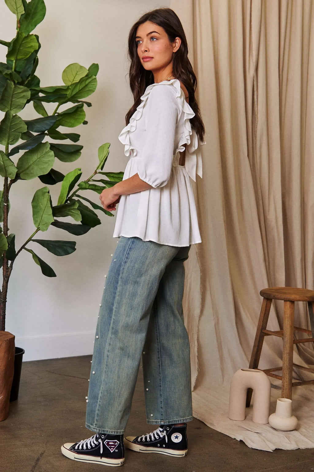 Davi & Dani Texture Tie Back Floral Embroidery Frill Blouse