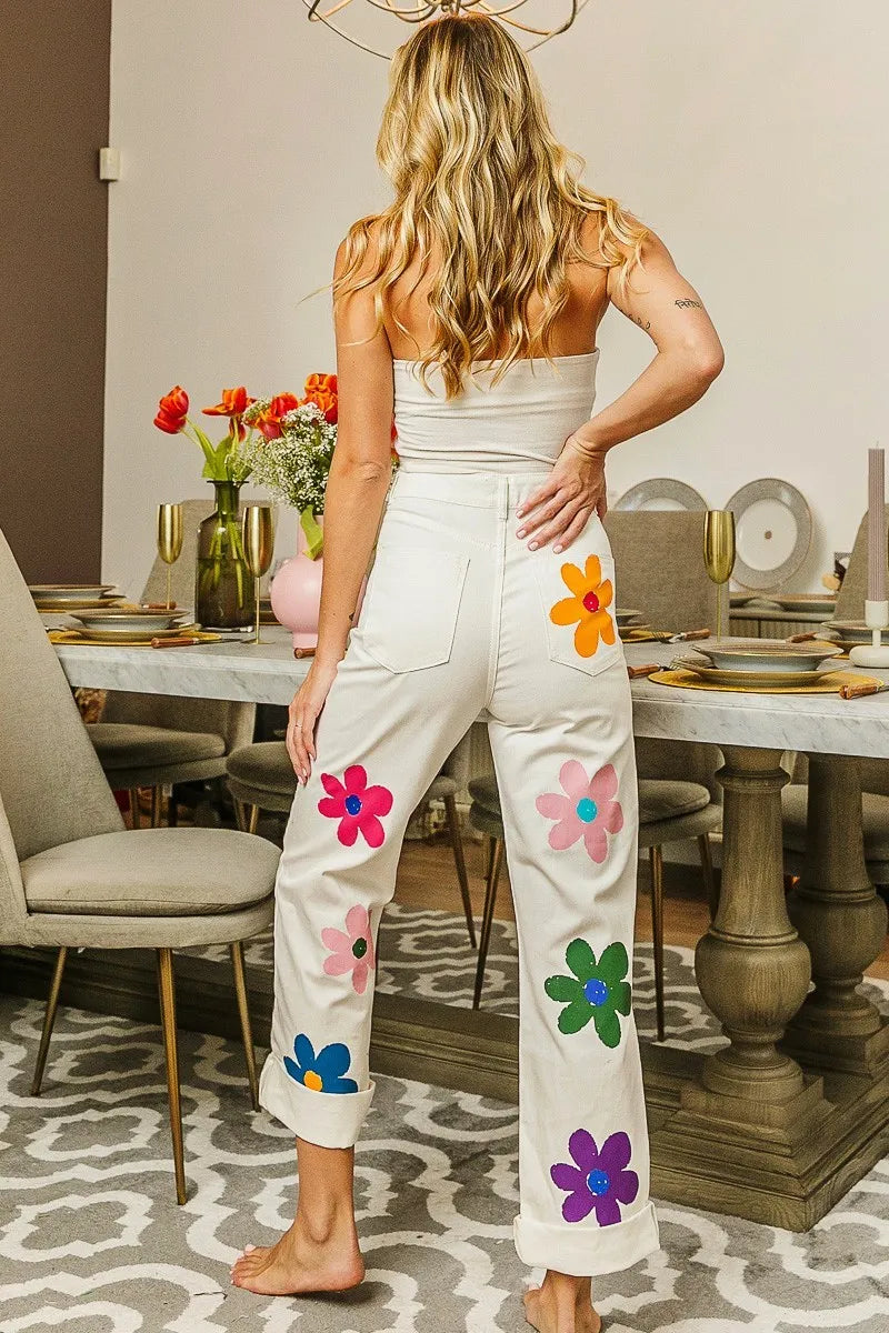 BiBi Flower Print Straight Legs Pants in Cream