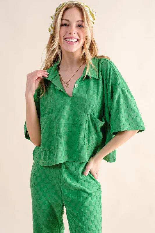 And The Why Brushed Texture Checker Board Pattern Casual Top in Green