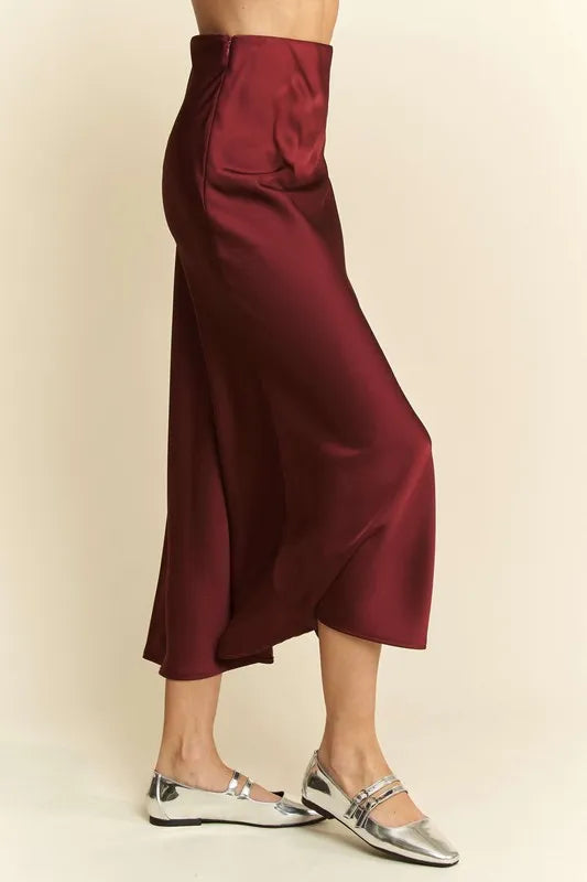 Davi & Dani High Waist Midi Skirt in Burgundy